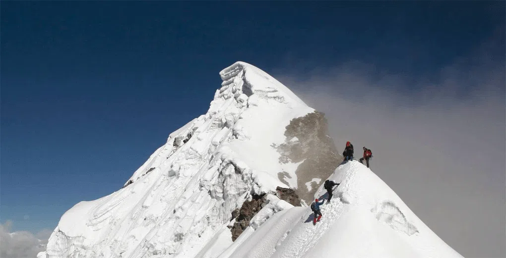 Lobuche Peak Climbing -16 Days