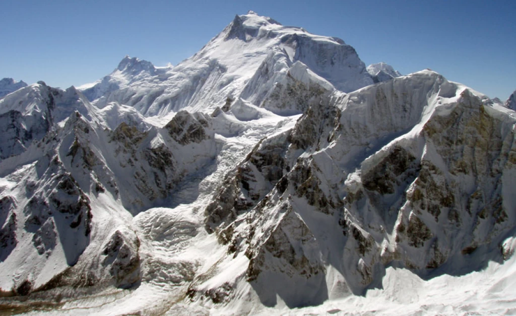 Manaslu Larke Peak Climbing -17 Days