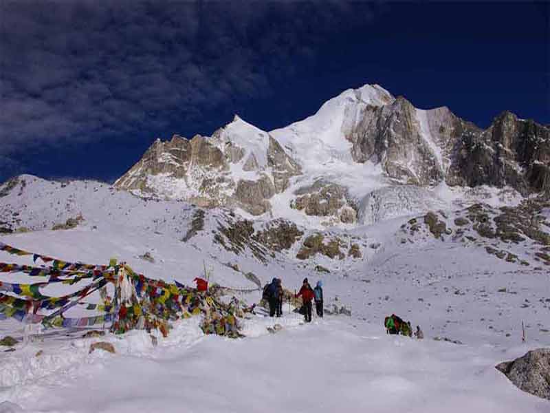 Manaslu Larke Peak Climbing -17 Days